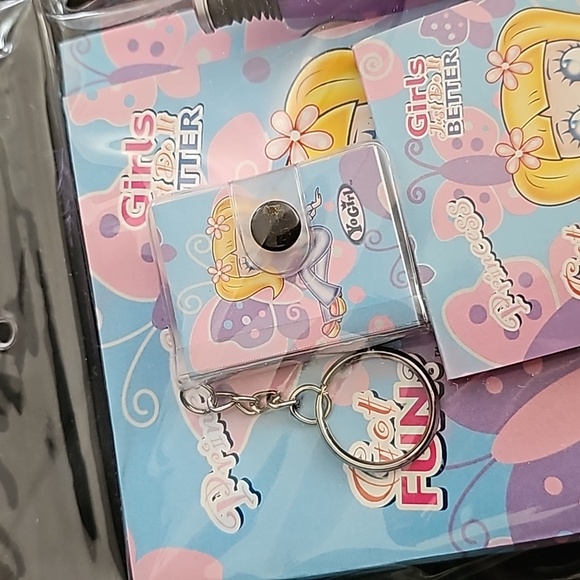 Girls Notebook Accessory - Picture 2 of 6